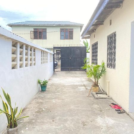The Nest Haven Hostel Dar es Salaam Exterior foto